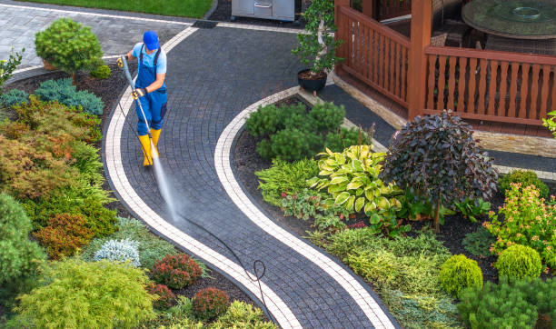 Deck Cleaning Services in Hoisington, KS